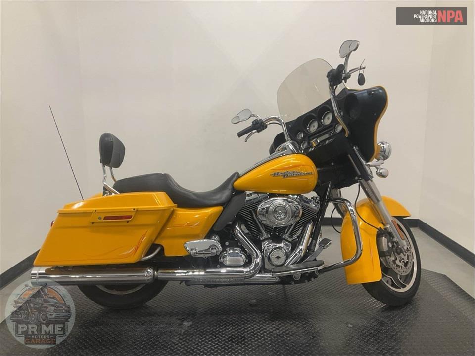 2013 Harley-Davidson FLHX STREET GLIDE — фото 1