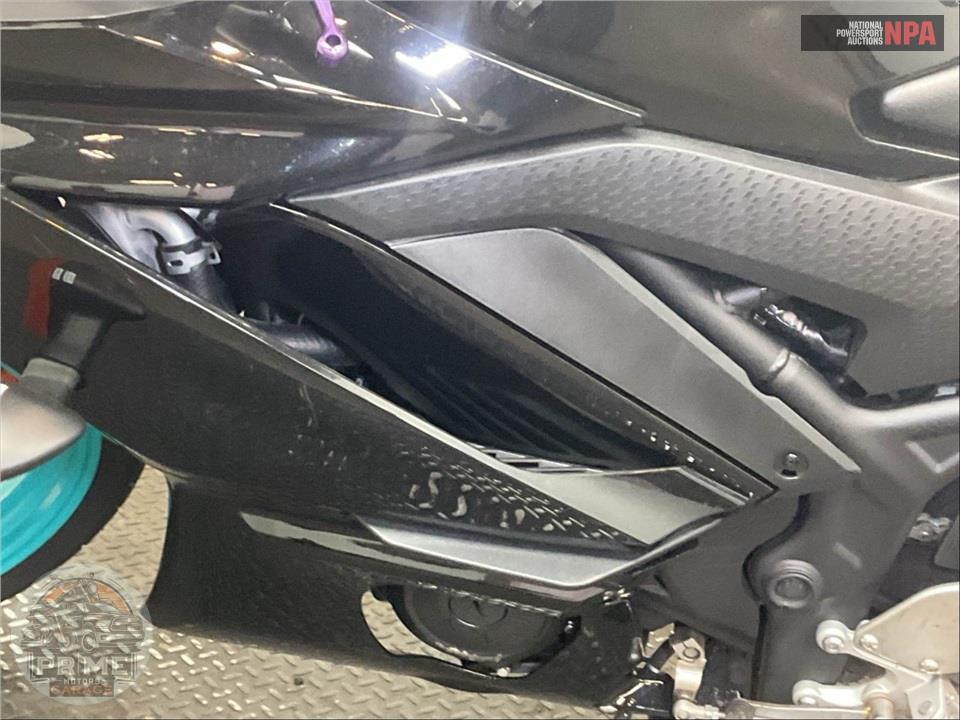 2024 Yamaha YZF-R3 — фото 7