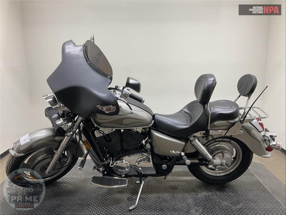 2002 Honda VT1100C22 SHADOW SABRE — фото 3