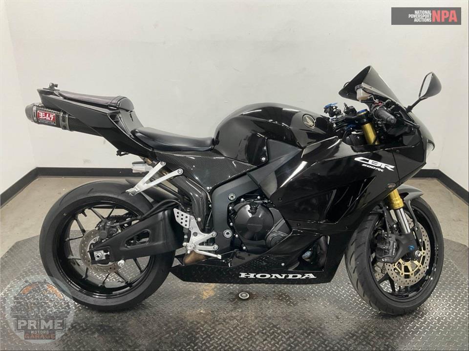 2023 Honda CBR600RR — фото 1