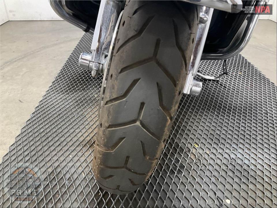 2010 Harley-Davidson FLHTCU ULTRA CLASSIC ELECTRA GLIDE — фото 25