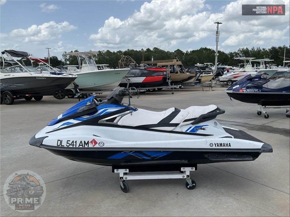 2015 Yamaha WAVE RUNNER VX — фото 3
