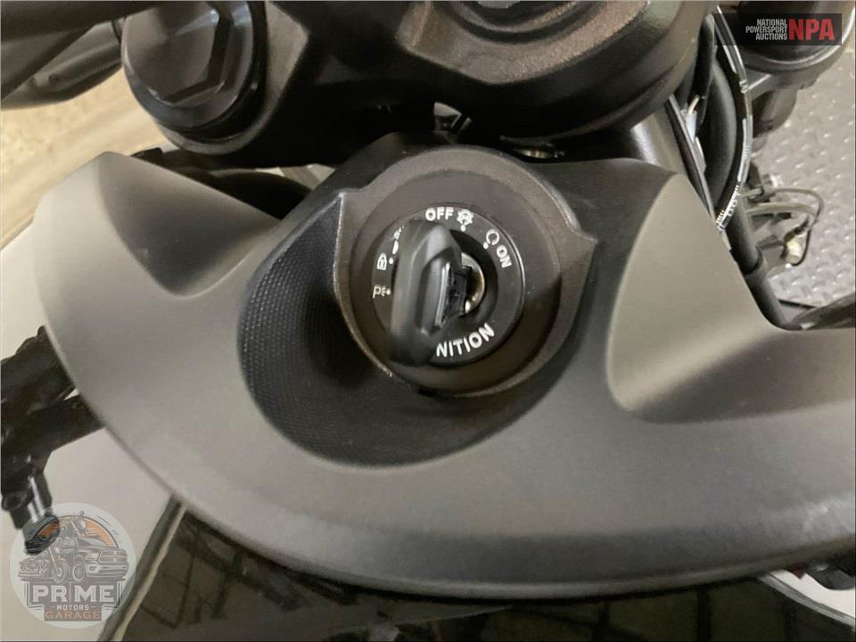 2023 Triumph TRIDENT (BLACK) — фото 11