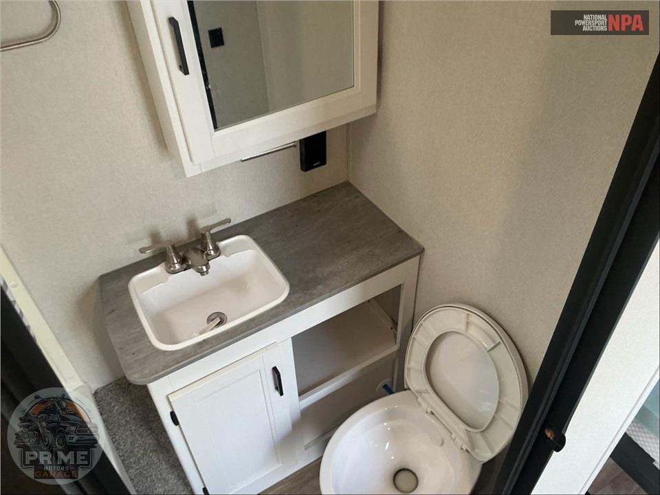 2023 Keystone Rv M-20 RDN - HIDEOUT SERIES — фото 12