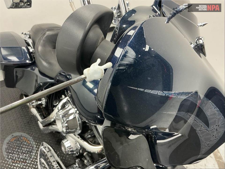 2016 Harley-Davidson FLHXS STREET GLIDE SPECIAL — фото 14