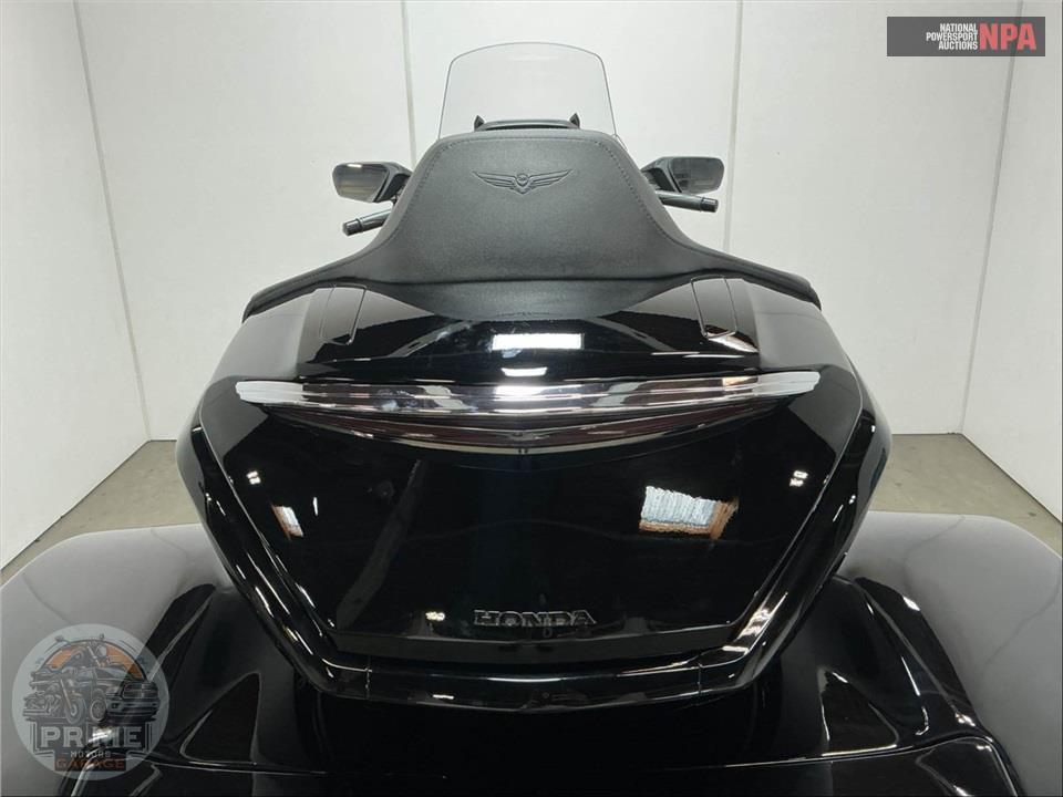 2023 Honda GL1800 GOLDWING TOUR — фото 15