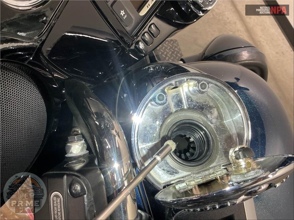 2016 Harley-Davidson FLHTK ELECTRA GLIDE ULTRA LIMITED — фото 18