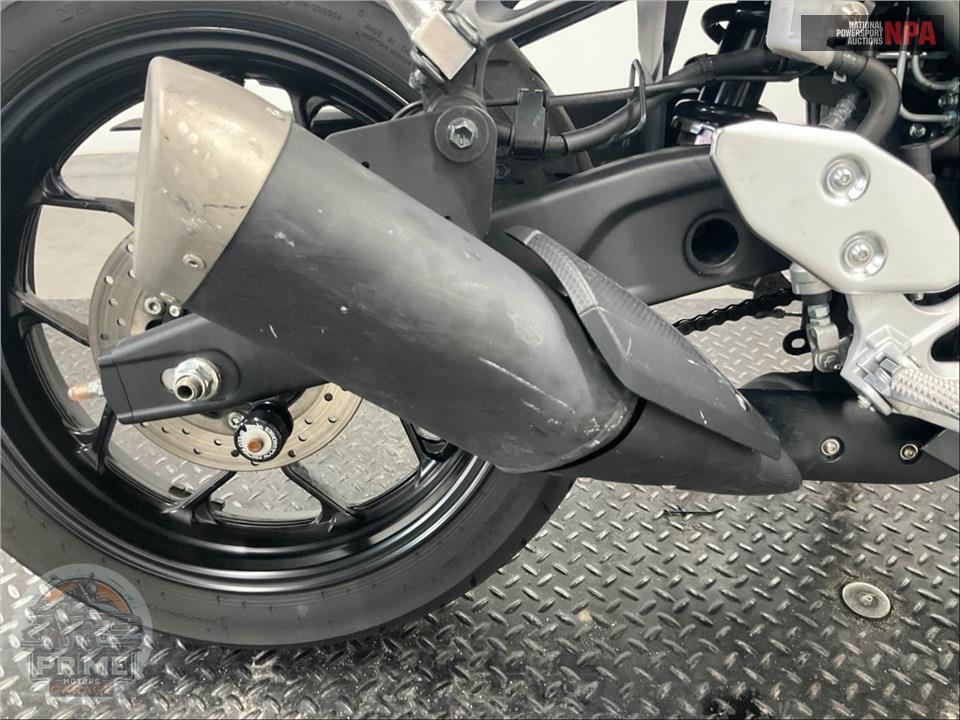 2025 Yamaha YZF-R3 — фото 24