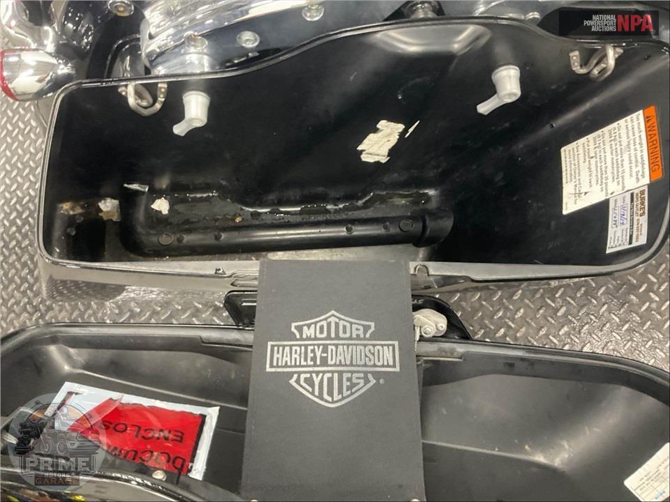 2018 Harley-Davidson FLHX STREET GLIDE — фото 22