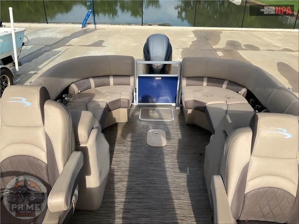 2024 Bennington Pontoons 22 LSR L SERIES L=23/E=1-150HP YAMAHA OB — фото 12