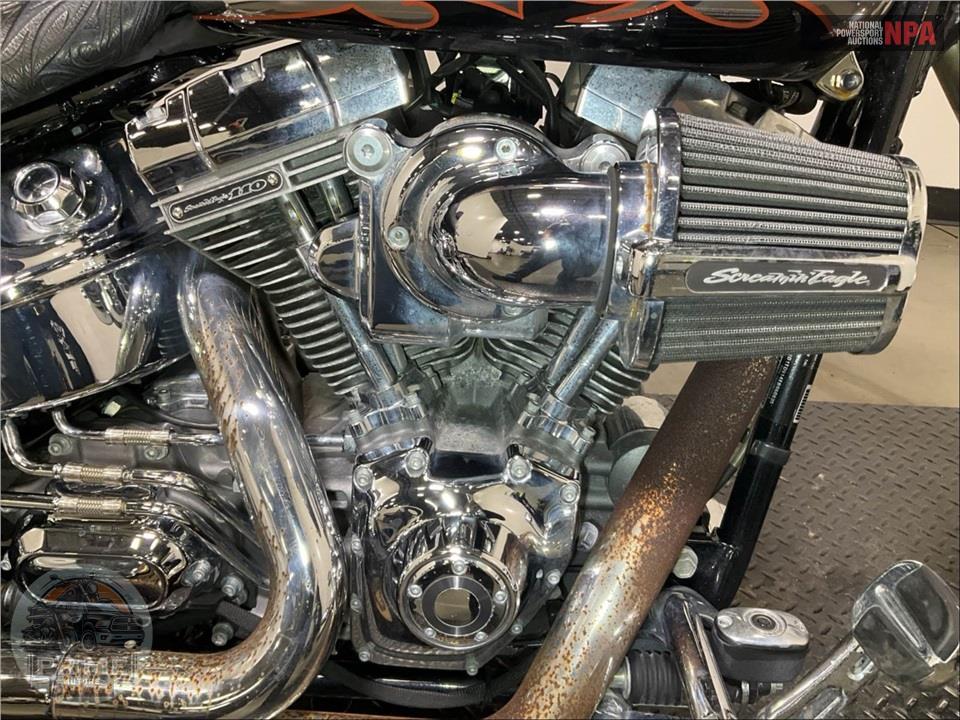 2014 Harley-Davidson FXSBSE CVO BREAKOUT — фото 6