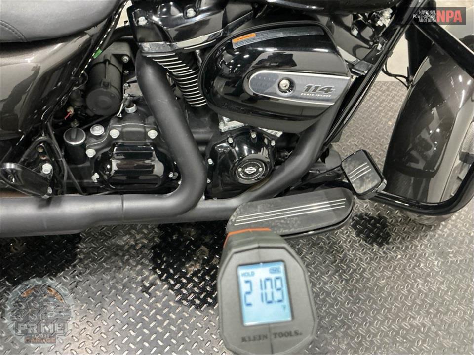 2019 Harley-Davidson FLHXS STREET GLIDE SPECIAL — фото 8