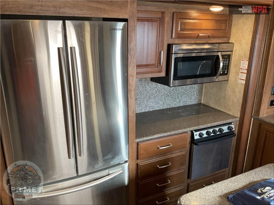 2016 Keystone Rv M-3711 FL - MONTANA FIFTH WHEEL SERIES — фото 16