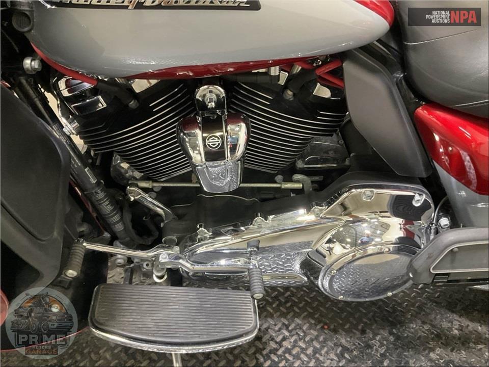 2019 Harley-Davidson FLTRU ROAD GLIDE ULTRA — фото 7