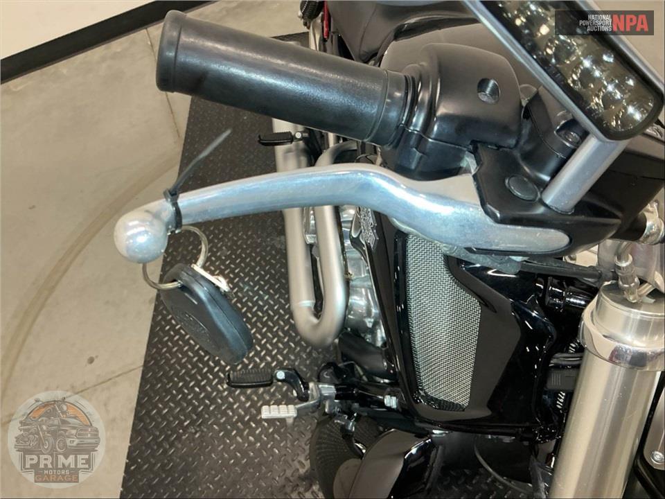 2014 Harley-Davidson VRSCF MUSCLE V-ROD — фото 11