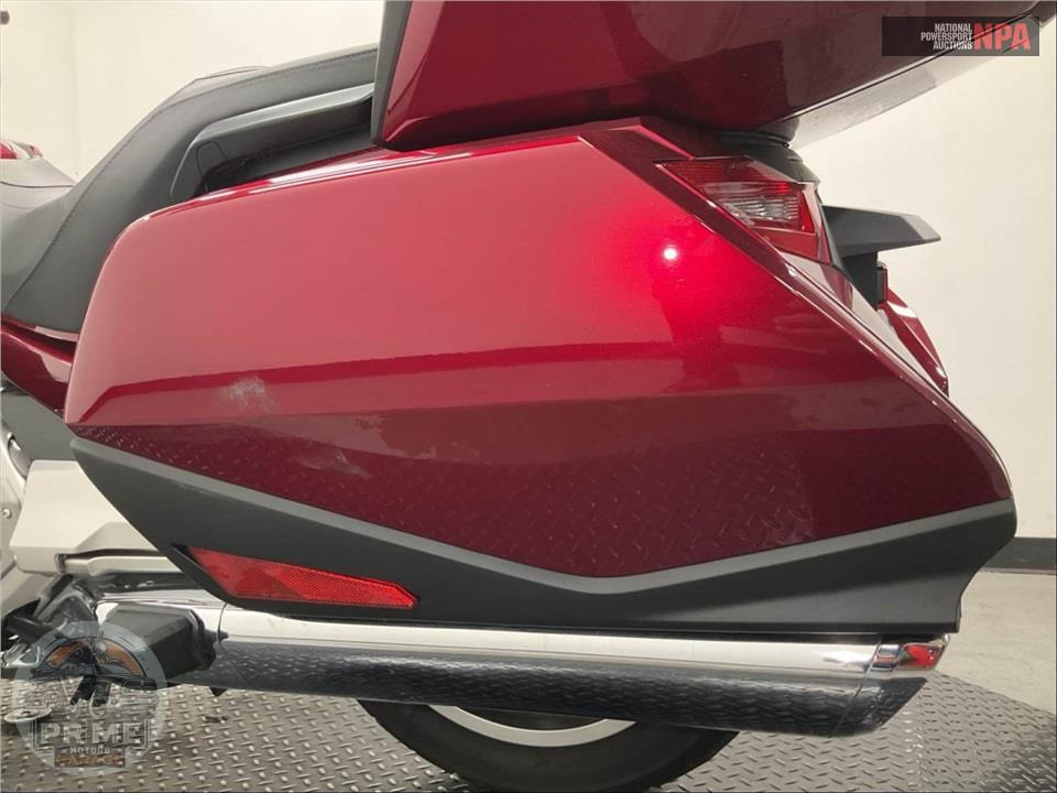 2018 Honda GL1800 GOLDWING TOUR (RED) — фото 18