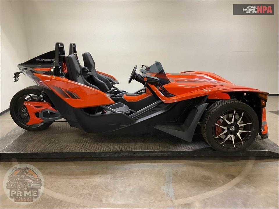 2023 Polaris SLINGSHOT R — фото 1