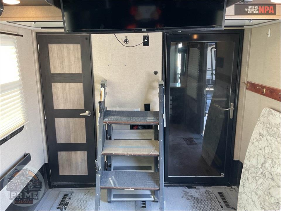 2019 Keystone Rv M-424 - FUZION TOY HAULER TOY HAULER SERIES — фото 14