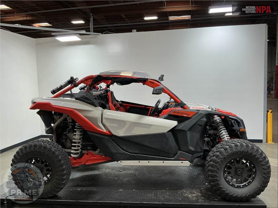 2022 Can-Am MAVERICK X3 X RC  TURBO RR 72 INCH — фото 1