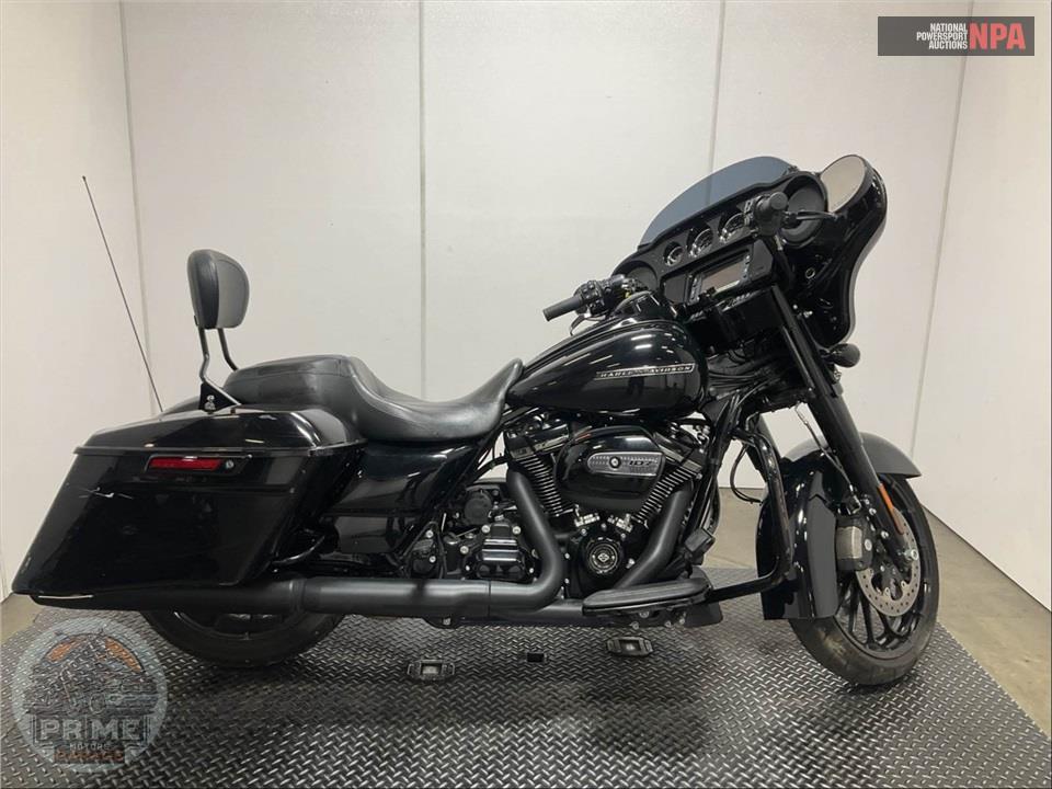 2018 Harley-Davidson FLHXS STREET GLIDE SPECIAL — фото 1