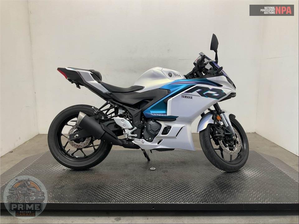 2025 Yamaha YZF-R3 — фото 1
