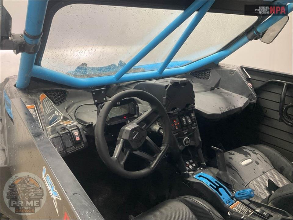 2022 Can-Am MAVERICK X3 DS TURBO — фото 8