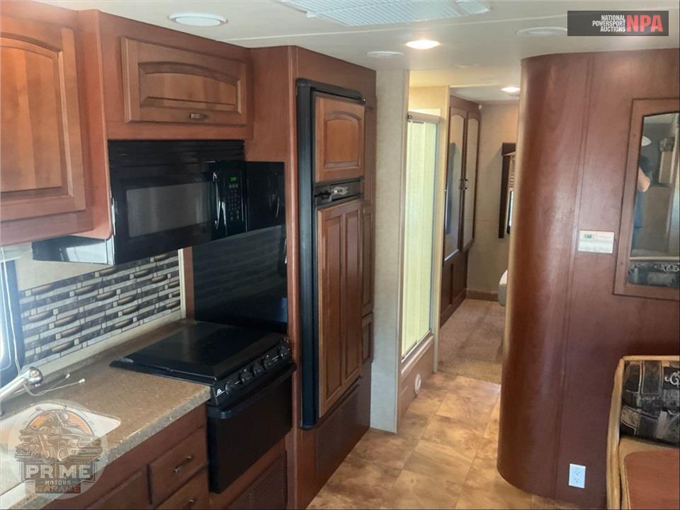 2014 Jayco M-29 MV FORD E450 - GREYHAWK SERIES — фото 8