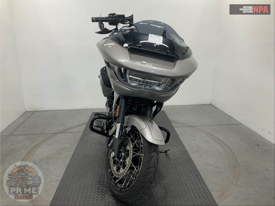 2023 Harley-Davidson FLTRXSE CVO ROAD GLIDE — фото 2