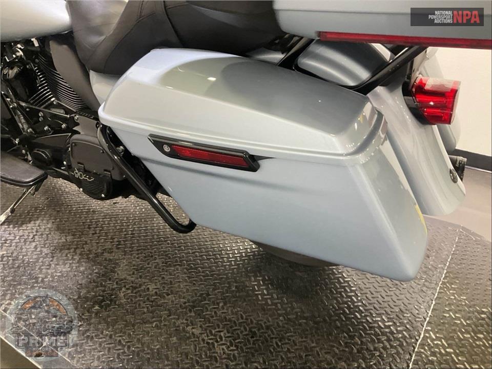 2023 Harley-Davidson FLTRK ROAD GLIDE LIMITED — фото 20