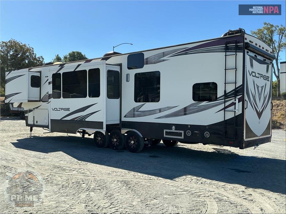 2016 Voltage M-3914 - TOY HAULER TOY HAULER SERIES — фото 3