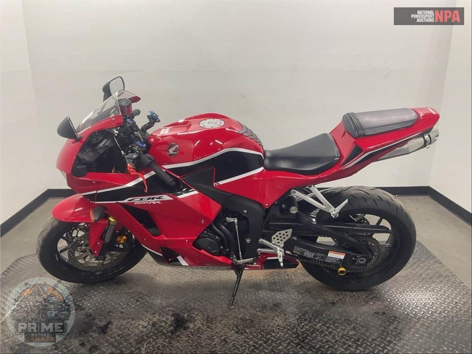 2018 Honda CBR600RR — фото 3