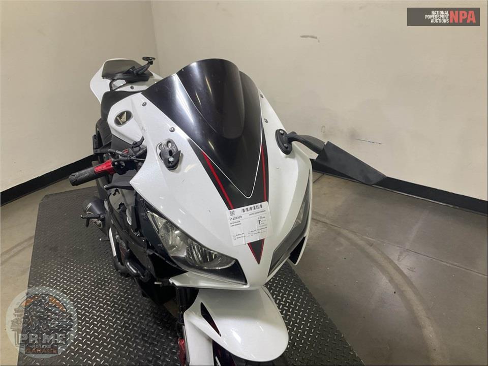 2014 Honda CBR1000RRE — фото 41