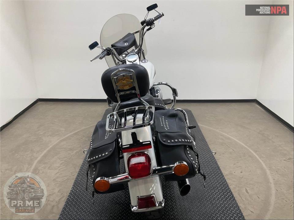 2002 Harley-Davidson FLSTC HERITAGE SOFTAIL CLASSIC — фото 4
