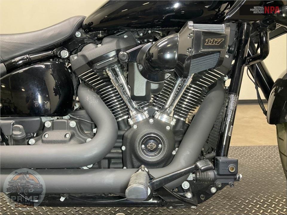 2022 Harley-Davidson FXLRST LOW RIDER ST — фото 6