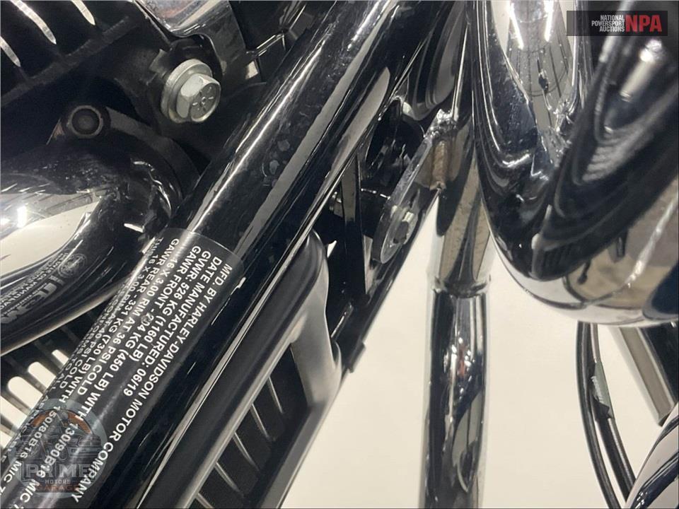 2019 Harley-Davidson FLHC HERITAGE CLASSIC — фото 11