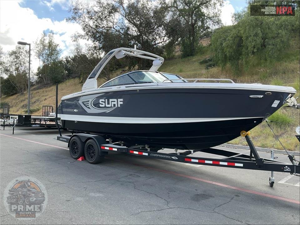 2023 Chaparral Boats 28 SURF - L=28 E=1 380HP VOLVO SD — фото 1