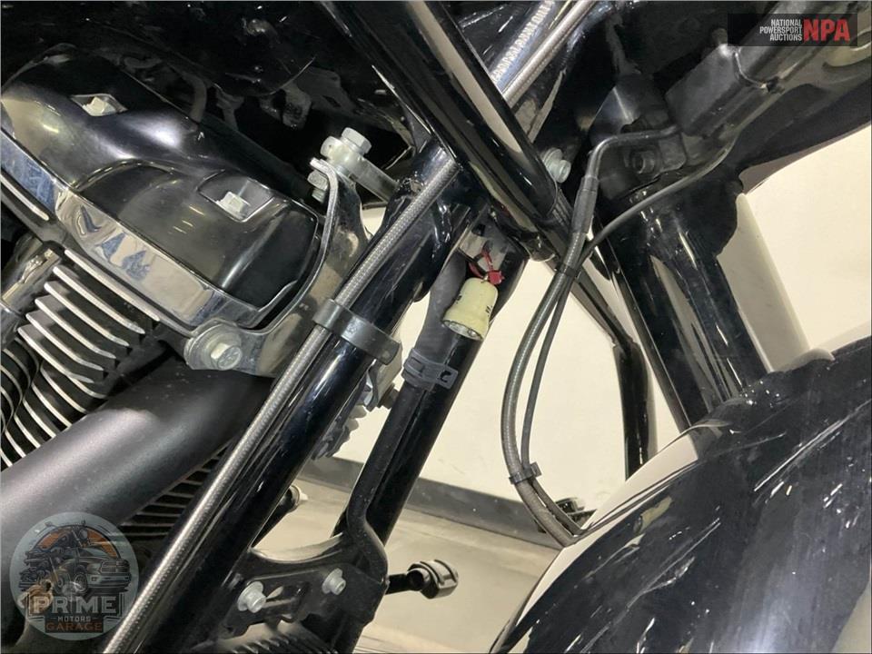 2018 Harley-Davidson FLHXS STREET GLIDE SPECIAL — фото 13