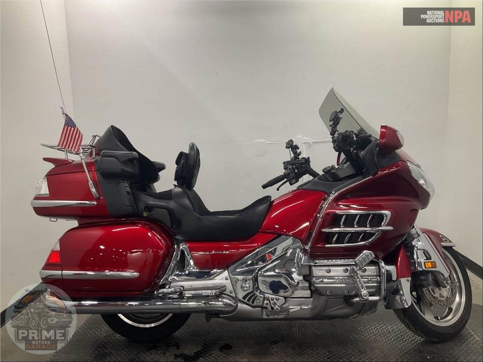 2010 Honda GL1800HPNMA GOLDWING — фото 1