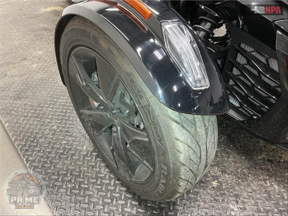 2022 Can-Am SPYDER F3-S SE6 — фото 14
