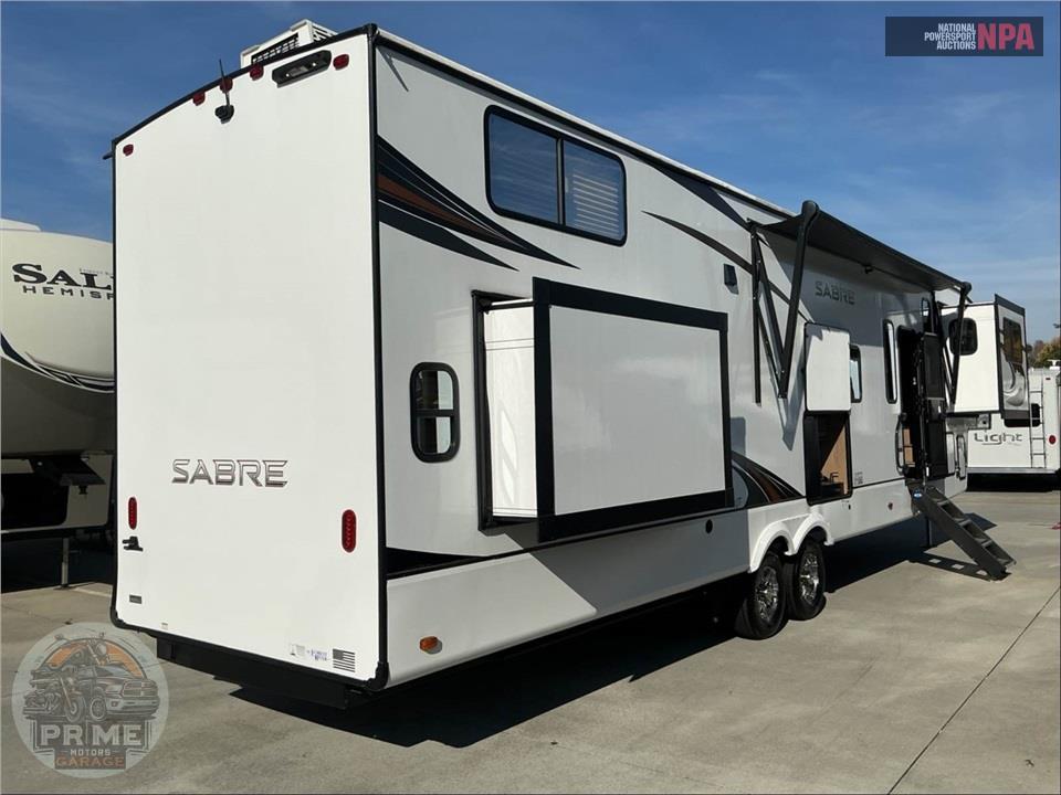 2024 Sabre By Forest River M-37FLL - FIFTH WHEEL SERIES — фото 4