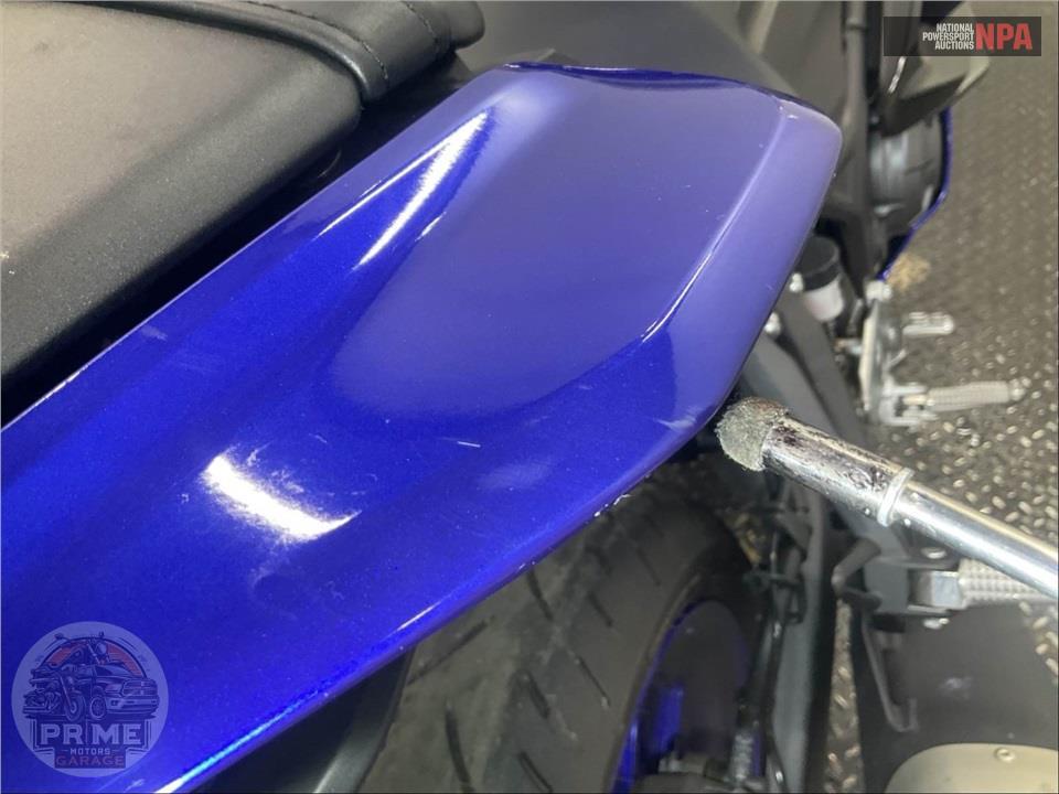 2025 Yamaha YZF-R3 — фото 17