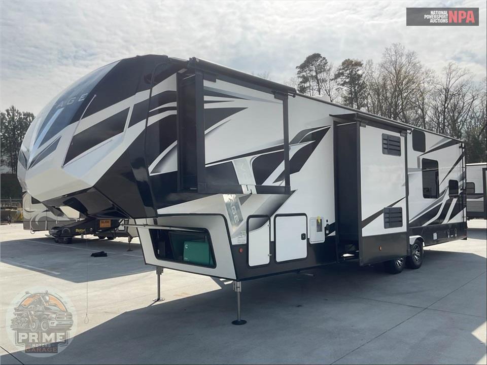2021 Voltage M-3635 - TOY HAULER TOY HAULER SERIES — фото 2