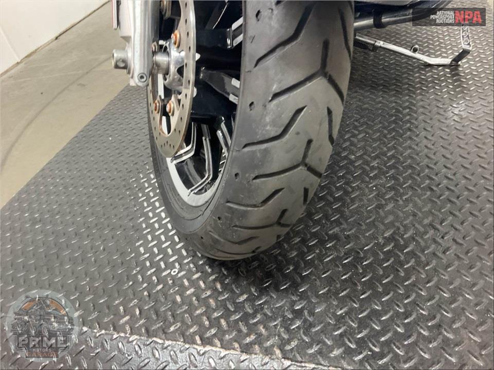 2015 Harley-Davidson FLHTKL ULTRA LIMITED LOW — фото 29