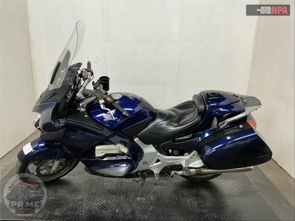 2004 Honda ST1300 A4 ABS — фото 3