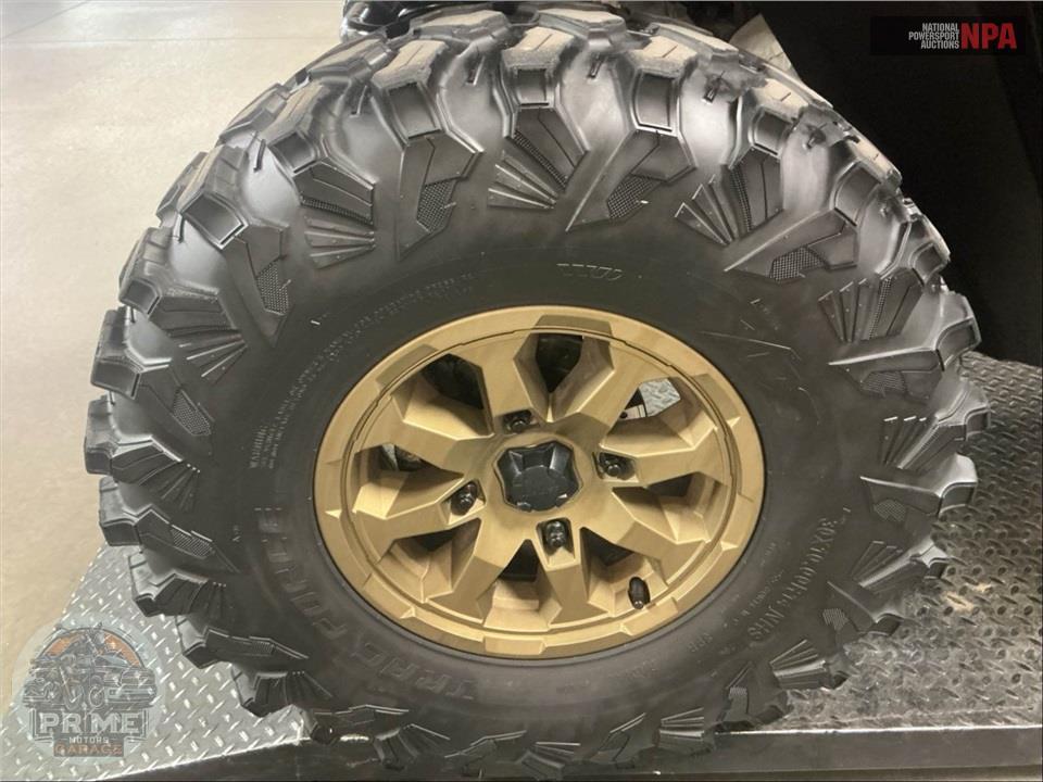 2024 Can-Am DEFENDER MAX LIMITED HD10 — фото 23
