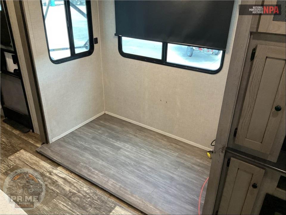 2020 Keystone Rv M-330 RL - OUTBACK SERIES — фото 10
