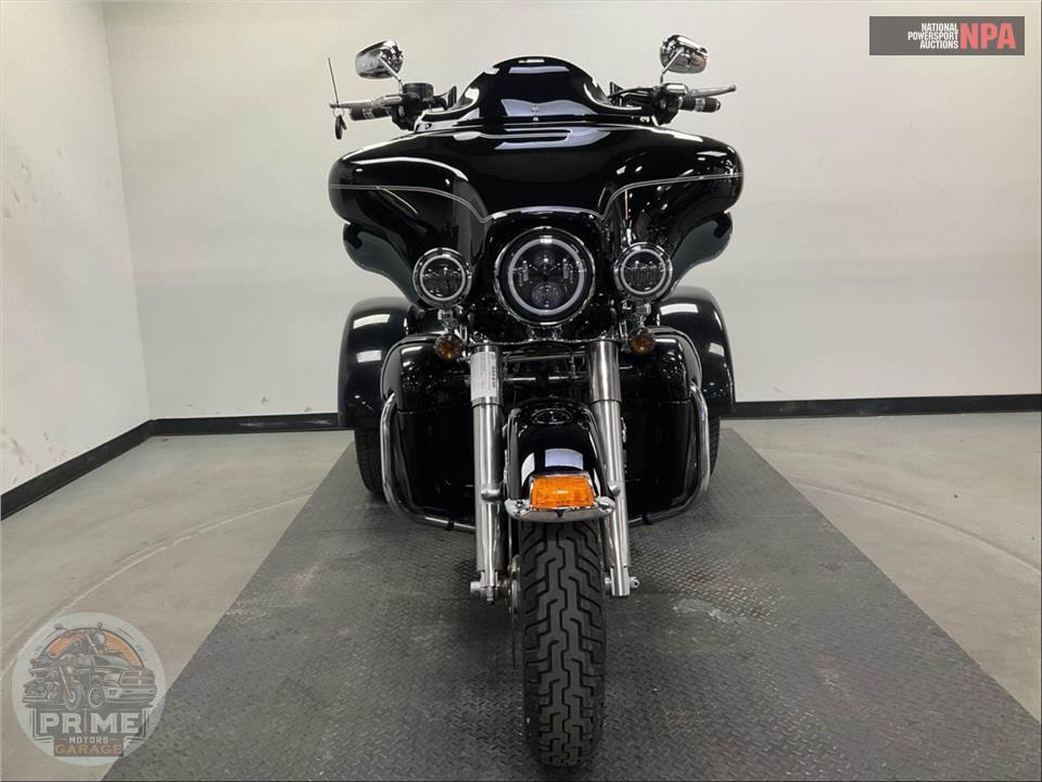 2013 Harley-Davidson FLHTCUTG TRIGLIDE UL CLSC — фото 2