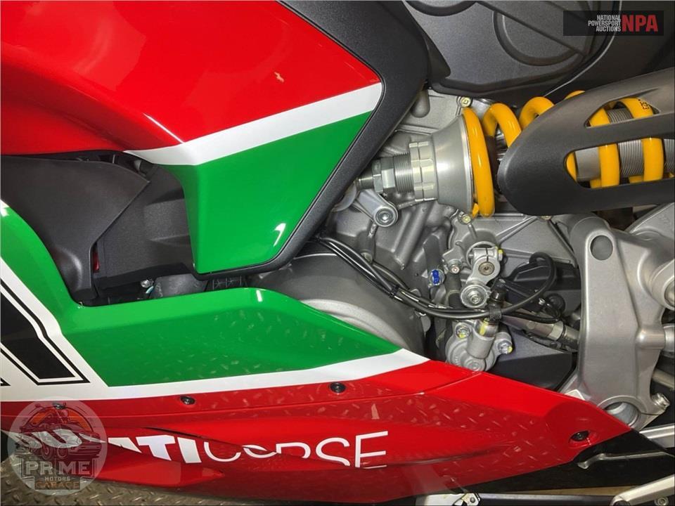 2025 Ducati PANIGALE V2 BAYLISS — фото 7