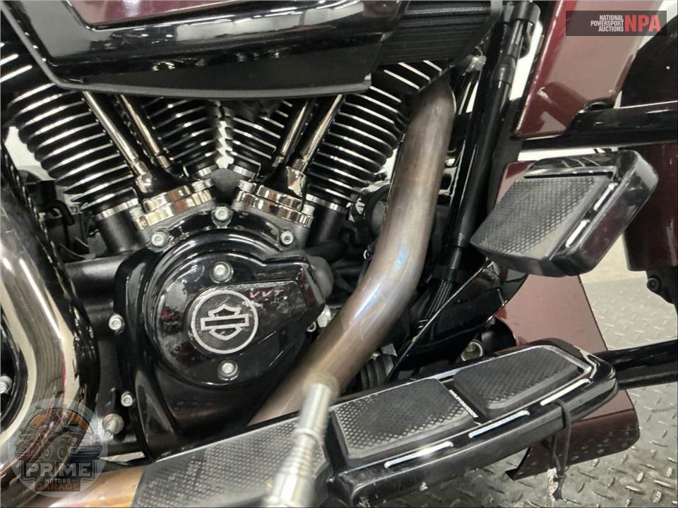 2024 Harley-Davidson FLTRXSE CVO ROAD GLIDE — фото 11