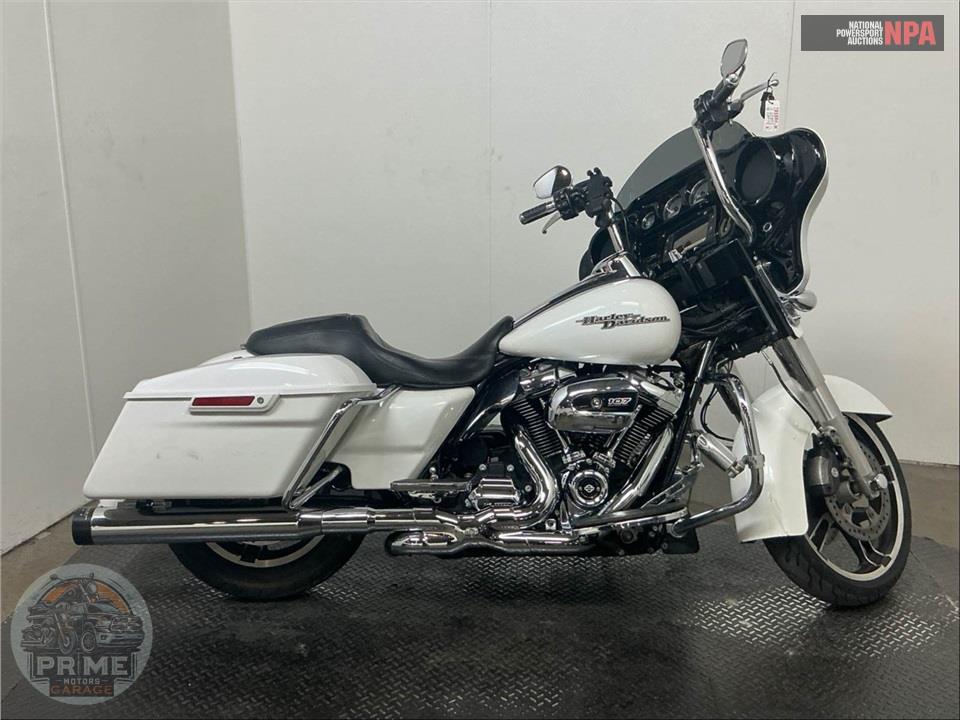 2017 Harley-Davidson FLHXS STREET GLIDE SPECIAL — фото 1
